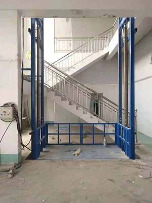 升降平臺超載的嚴重后果與措施(圖1) 5255a07ebad3eb75b21d813c3200bb3.jpg